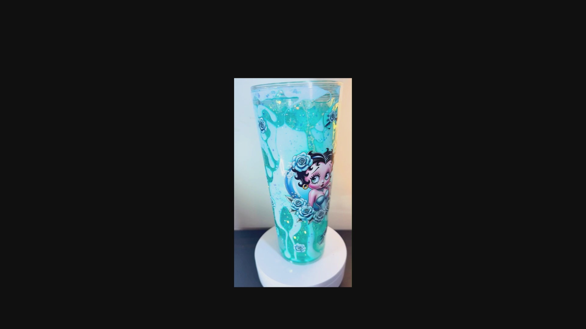 Betty Boop Snow Globe Tumbler – Teal Rose Edition | 24oz